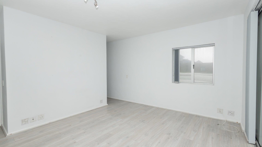 To Let 3 Bedroom Property for Rent in Table View Western Cape
